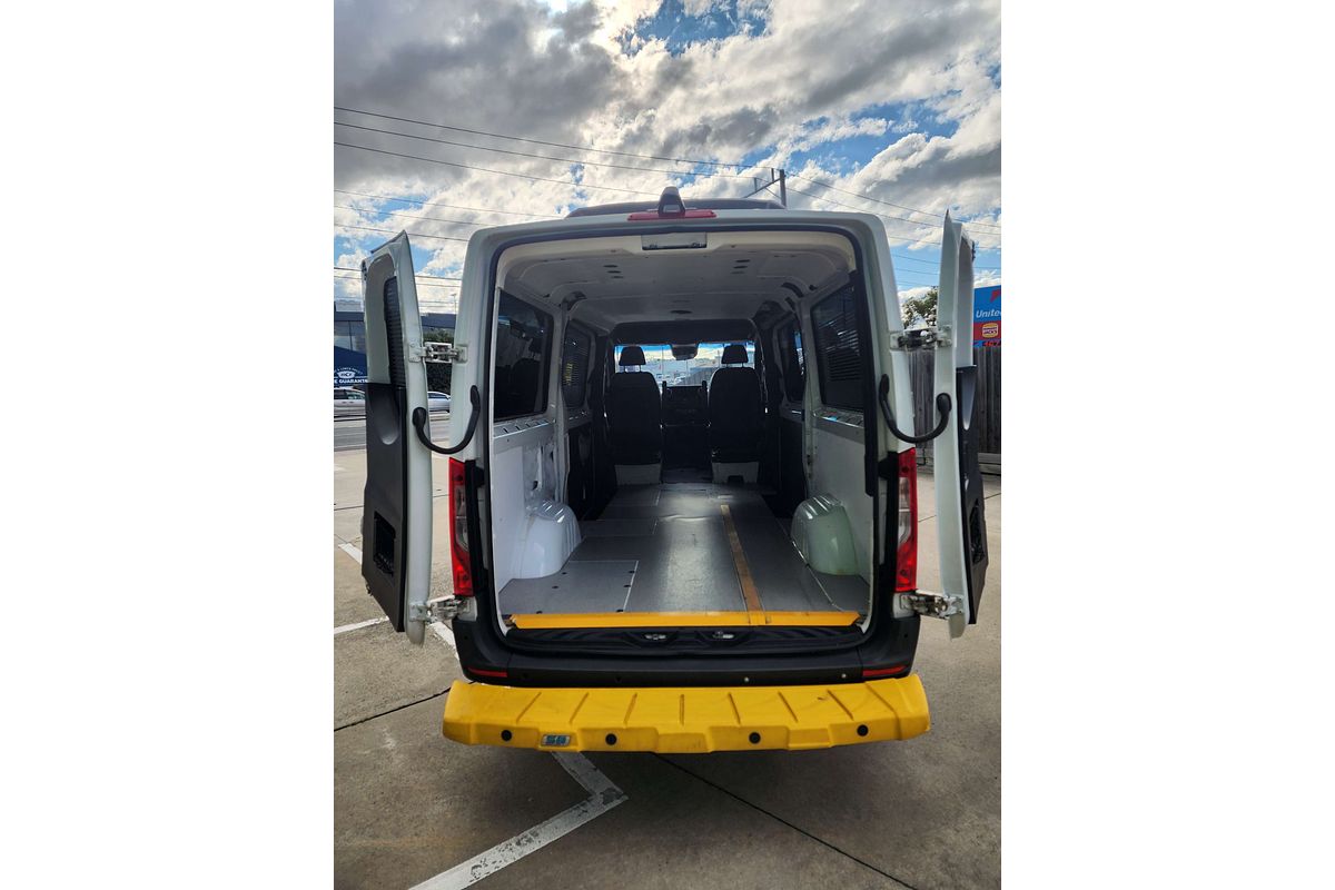 2019 Mercedes-Benz Sprinter 419CDI VS30