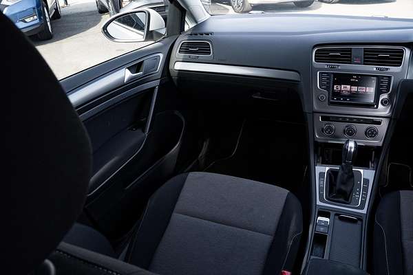2017 Volkswagen Golf 92TSI Trendline 7