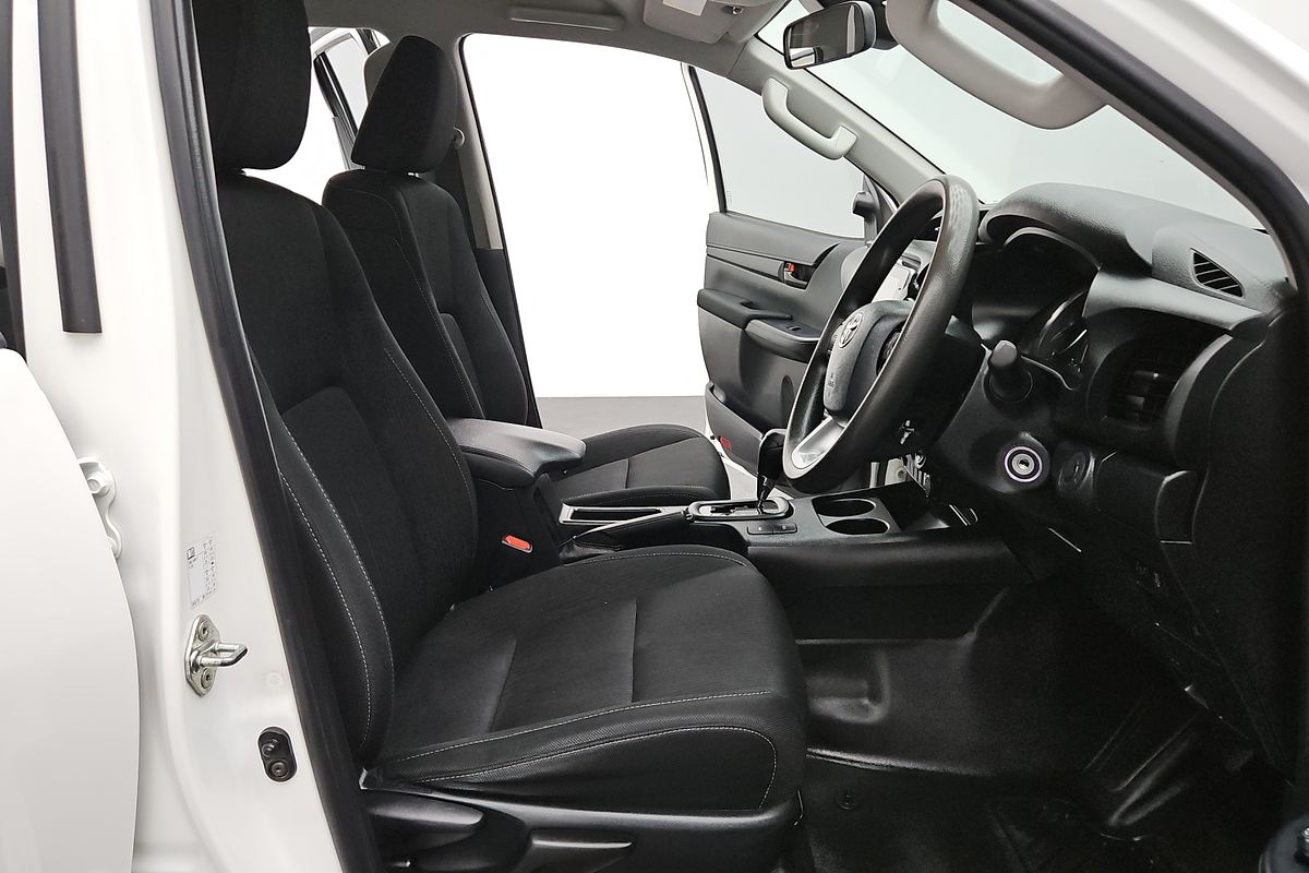 2021 Toyota Hilux SR GUN126R 4X4