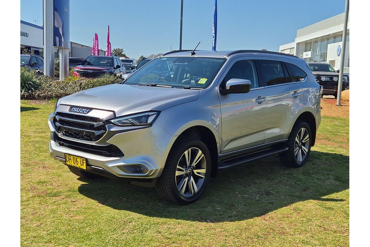 2023 Isuzu MU-X LS-T