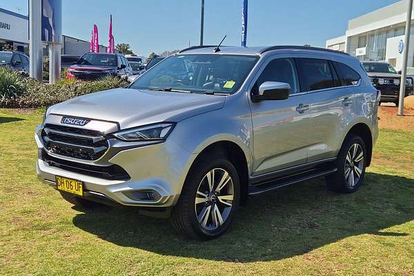 2023 Isuzu MU-X LS-T