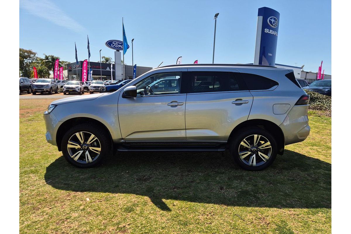 2023 Isuzu MU-X LS-T