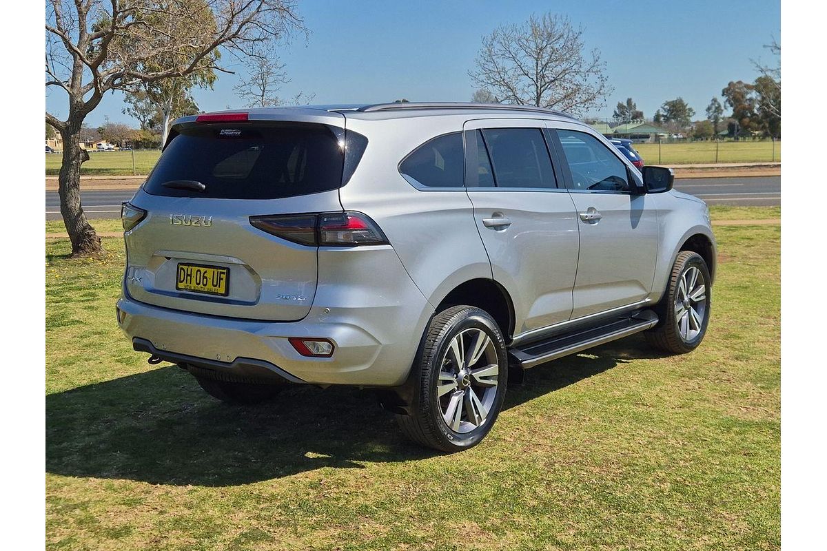 2023 Isuzu MU-X LS-T