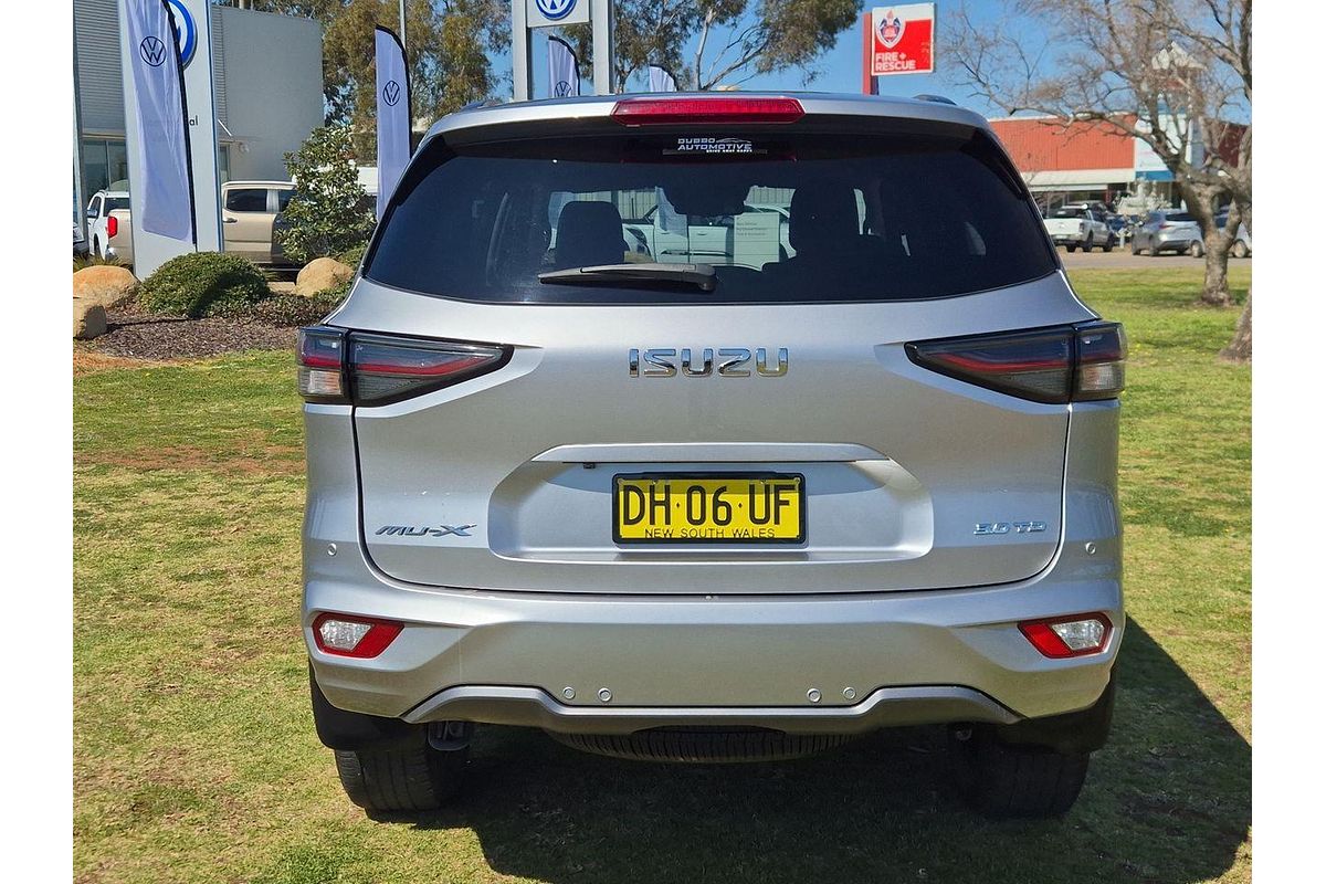 2023 Isuzu MU-X LS-T