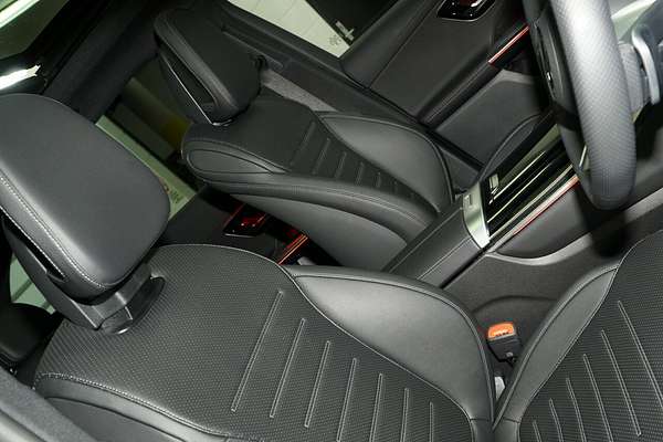 2023 Mercedes-Benz GLC-Class GLC300 C253