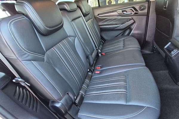 2023 Isuzu MU-X LS-T