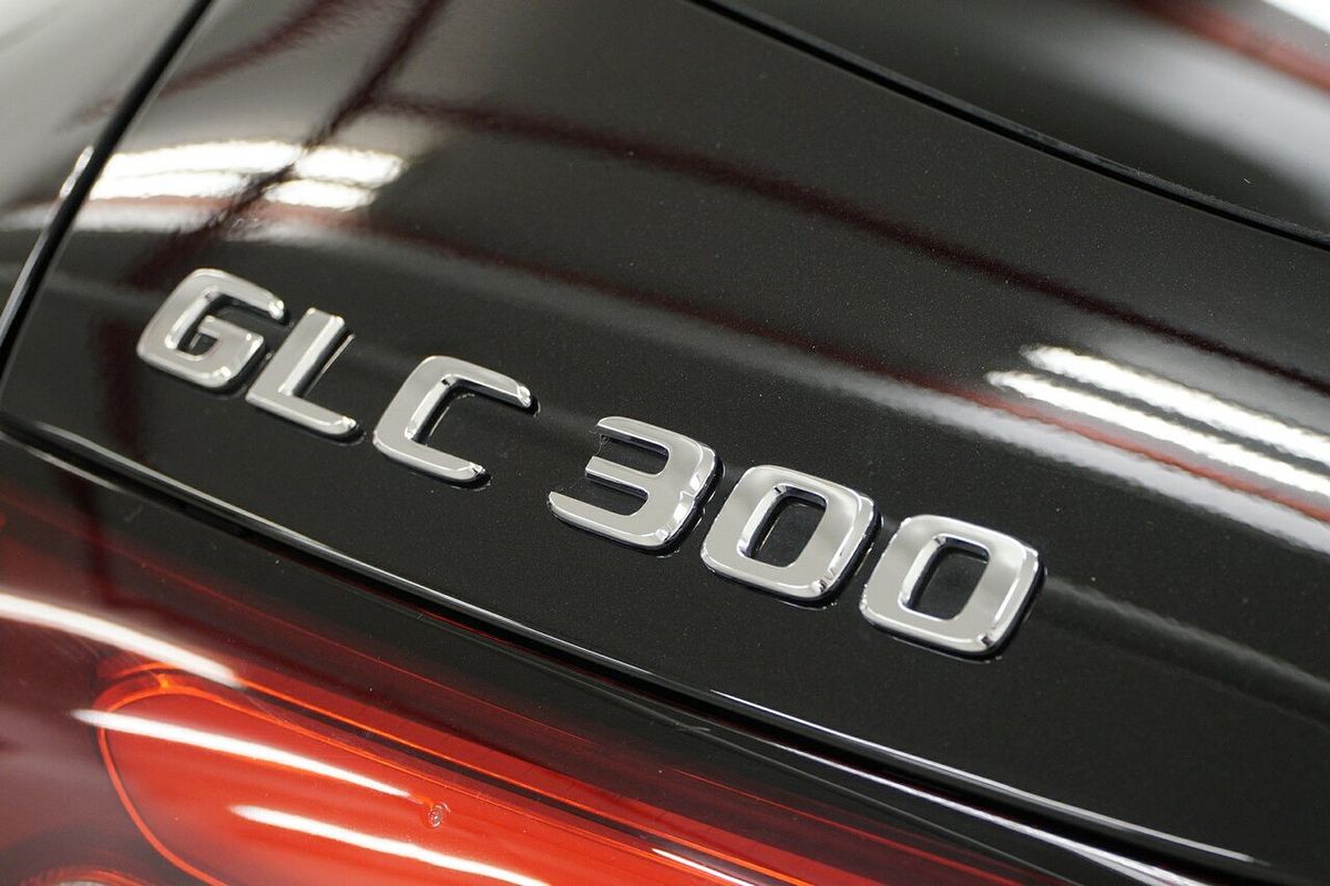 2023 Mercedes-Benz GLC-Class GLC300 C253