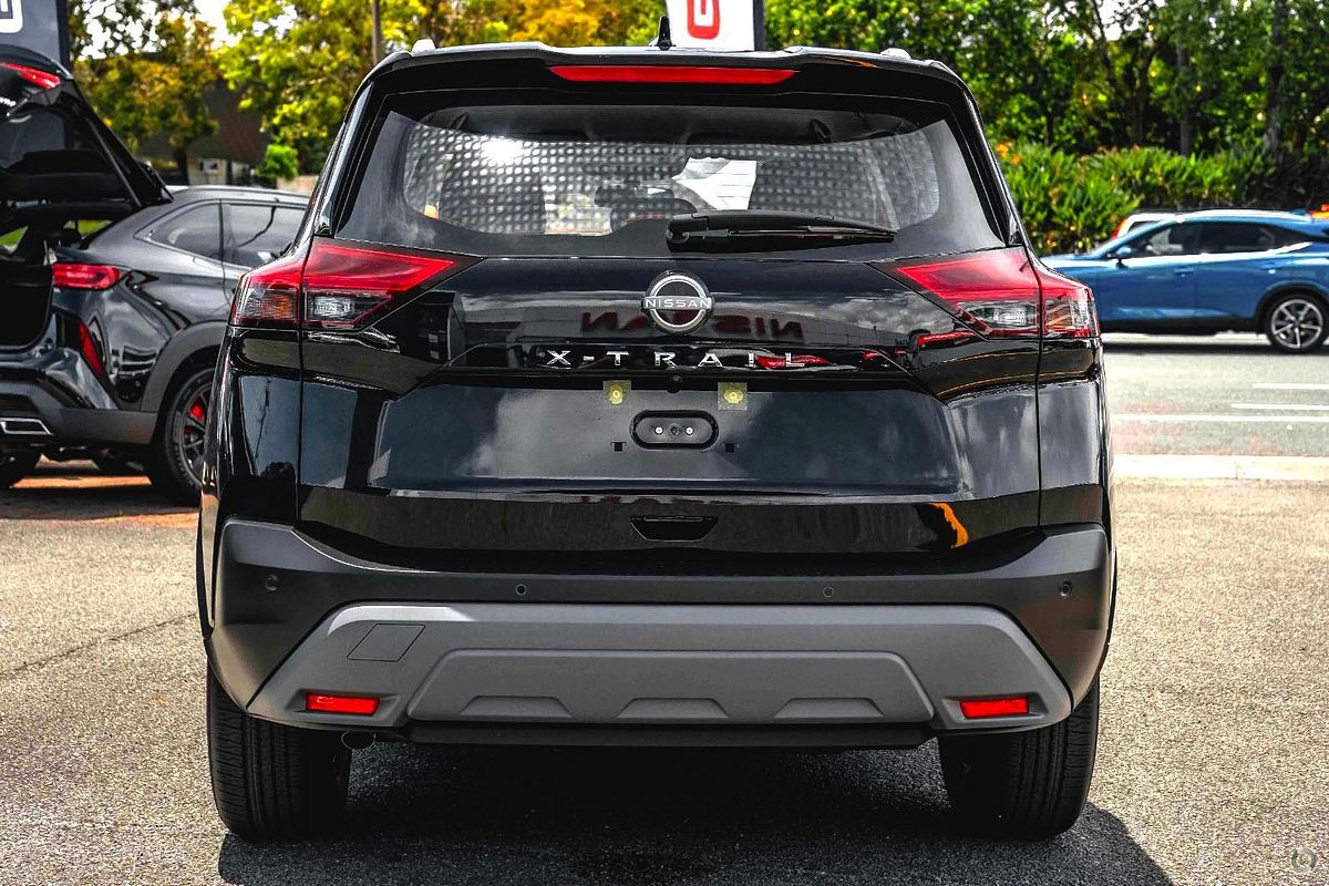 2024 Nissan X-TRAIL ST T33