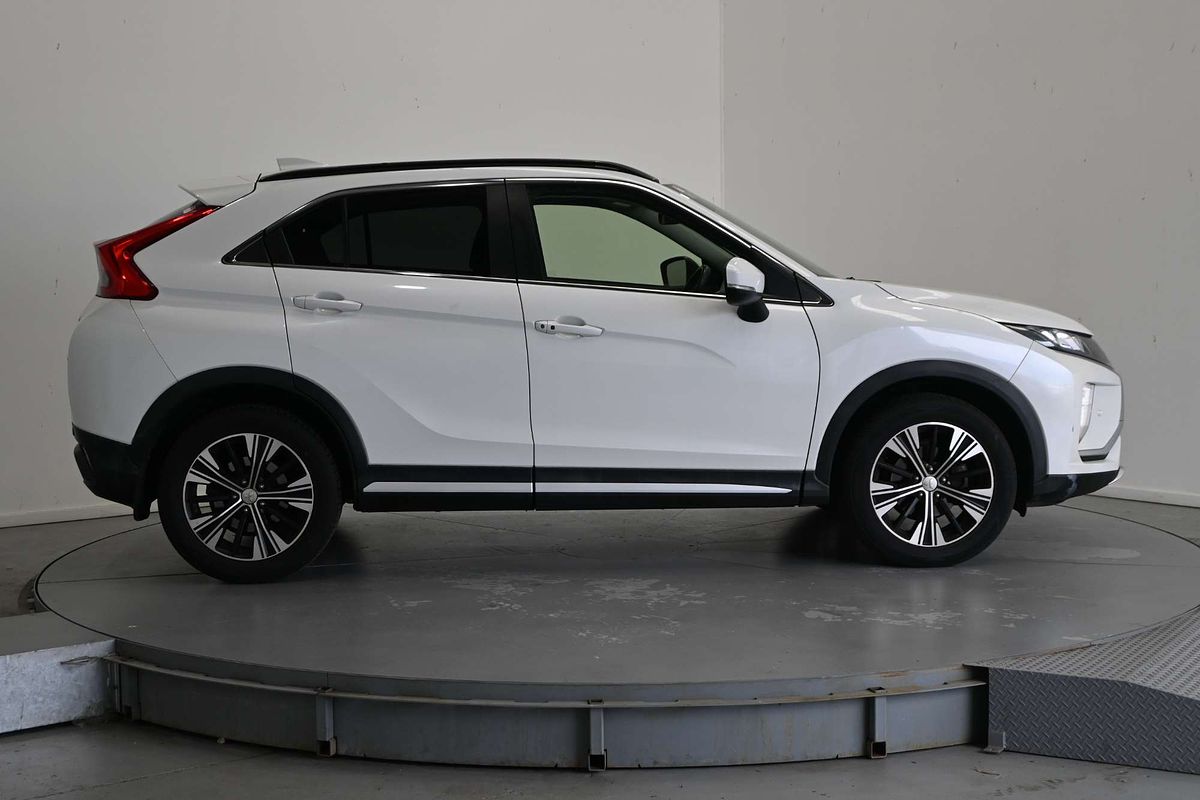 2017 Mitsubishi Eclipse Cross LS YA