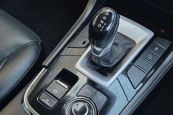 2023 Isuzu MU-X LS-T