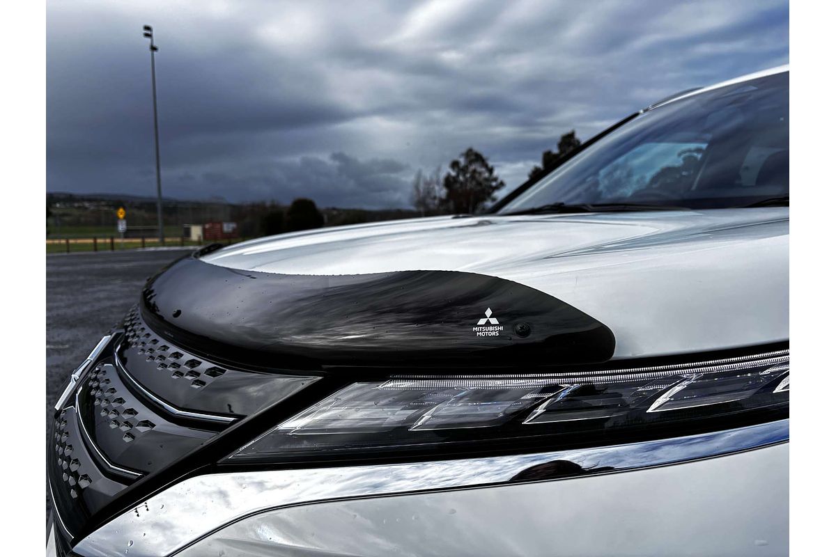 2024 Mitsubishi Outlander PHEV Exceed ZM