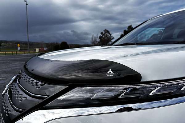 2024 Mitsubishi Outlander PHEV Exceed ZM