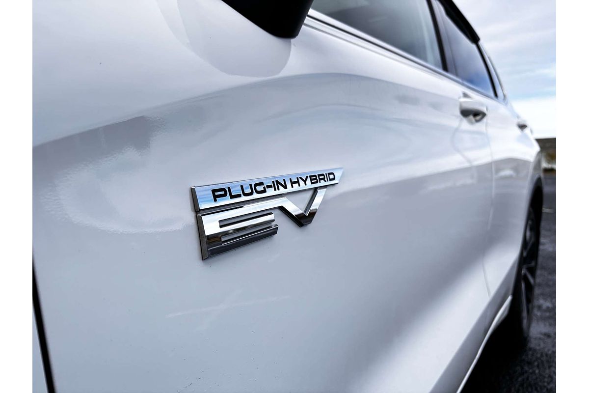 2024 Mitsubishi Outlander PHEV Exceed ZM