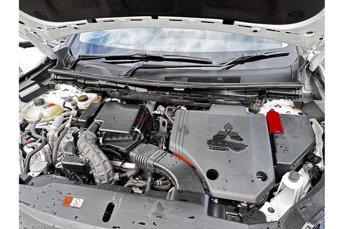 2024 Mitsubishi Outlander PHEV Exceed ZM