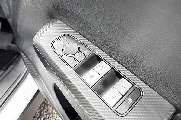 2024 Mitsubishi Outlander PHEV Exceed ZM