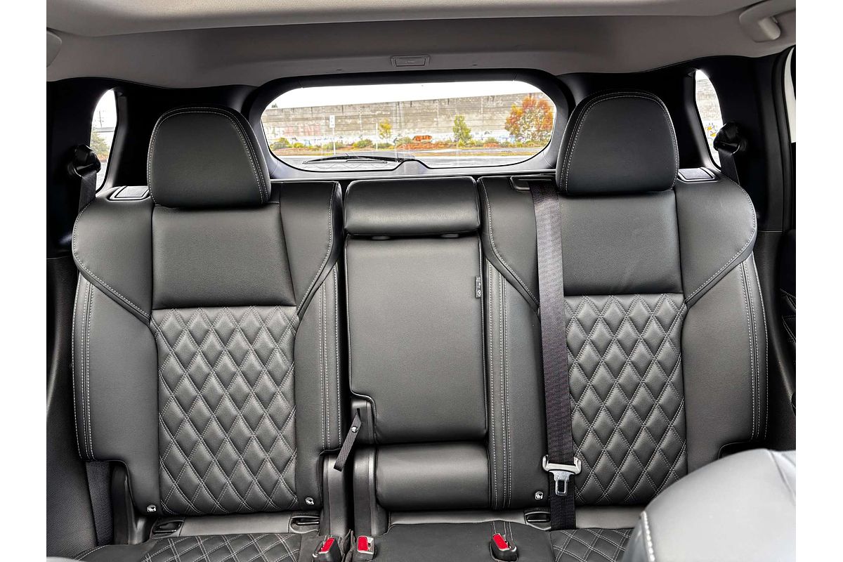 2024 Mitsubishi Outlander PHEV Exceed ZM