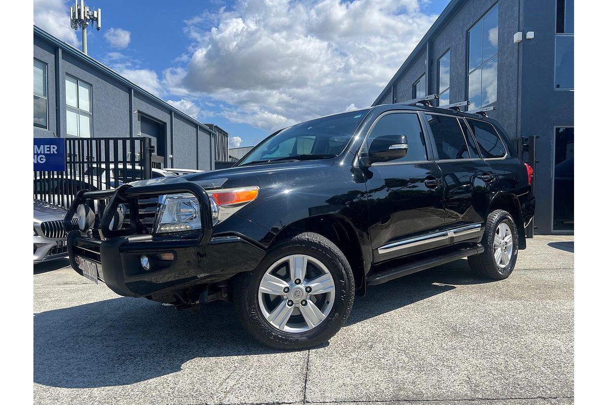 2014 Toyota Landcruiser Sahara VDJ200R