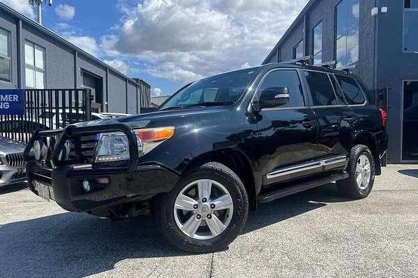 2014 Toyota Landcruiser Sahara VDJ200R
