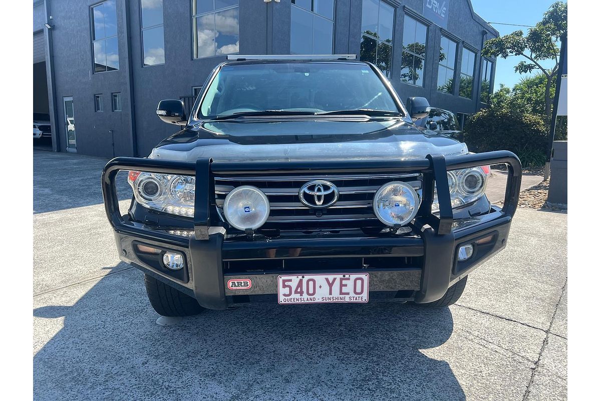 2014 Toyota Landcruiser Sahara VDJ200R