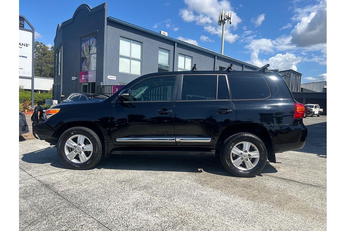 2014 Toyota Landcruiser Sahara VDJ200R
