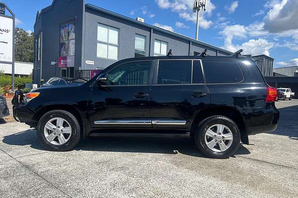 2014 Toyota Landcruiser Sahara VDJ200R