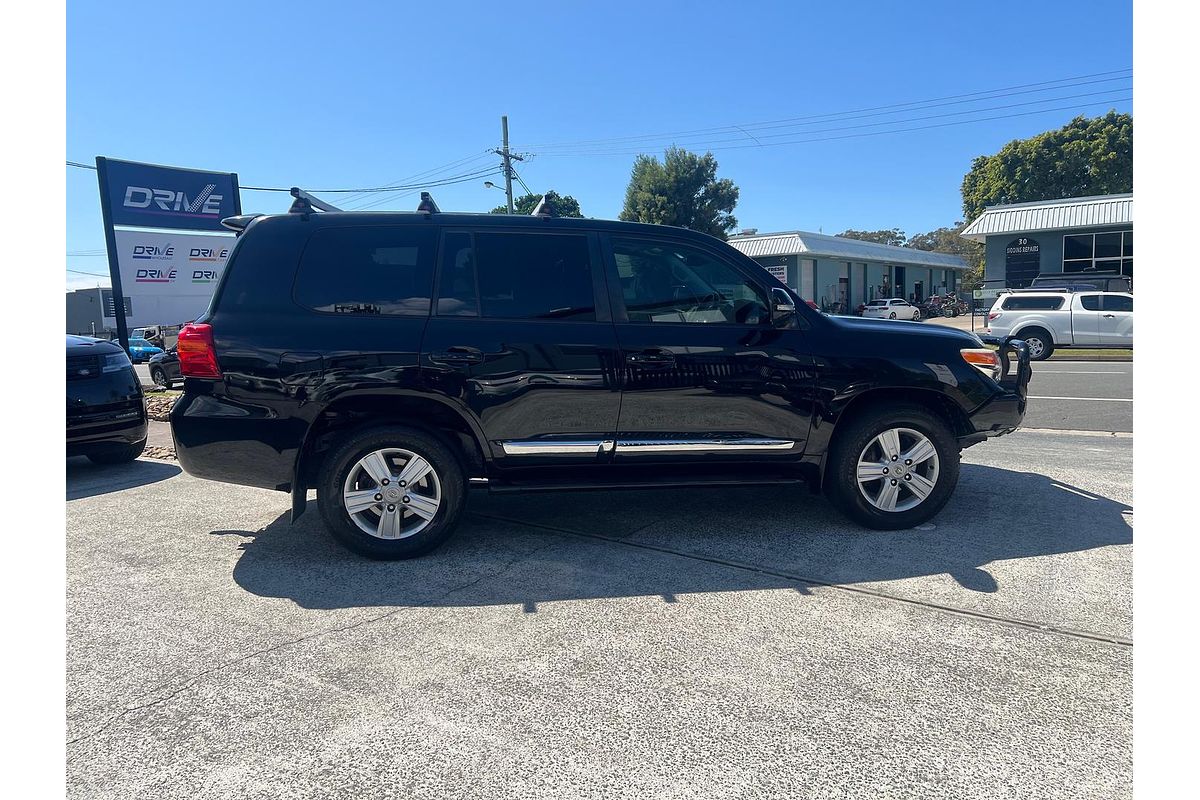 2014 Toyota Landcruiser Sahara VDJ200R