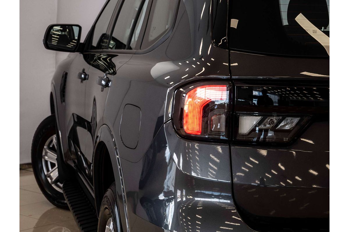 2024 Ford Everest Ambiente 2.0L