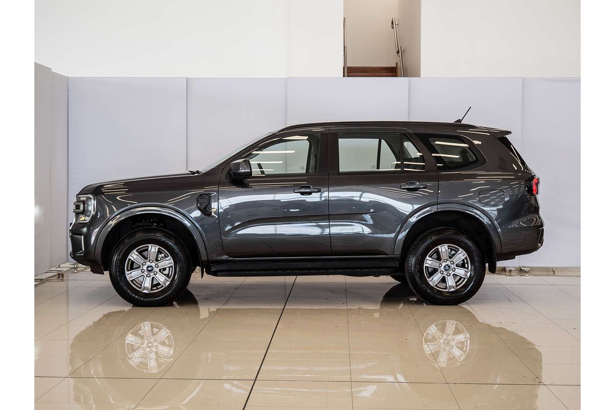 2024 Ford Everest Ambiente 2.0L