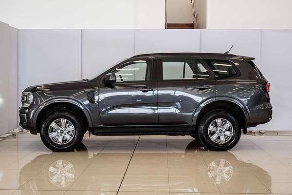 2024 Ford Everest Ambiente 2.0L