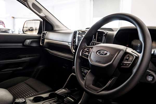 2024 Ford Everest Ambiente 2.0L