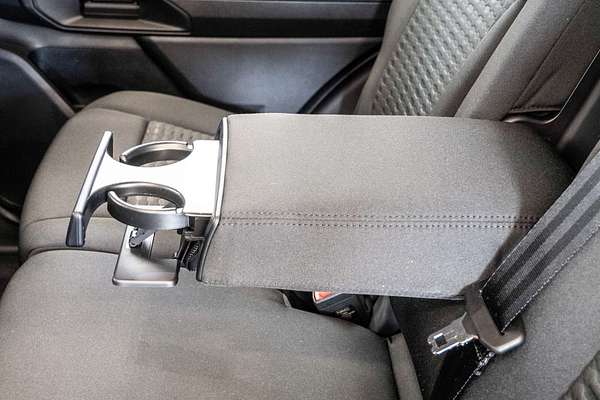 2024 Ford Everest Ambiente 2.0L