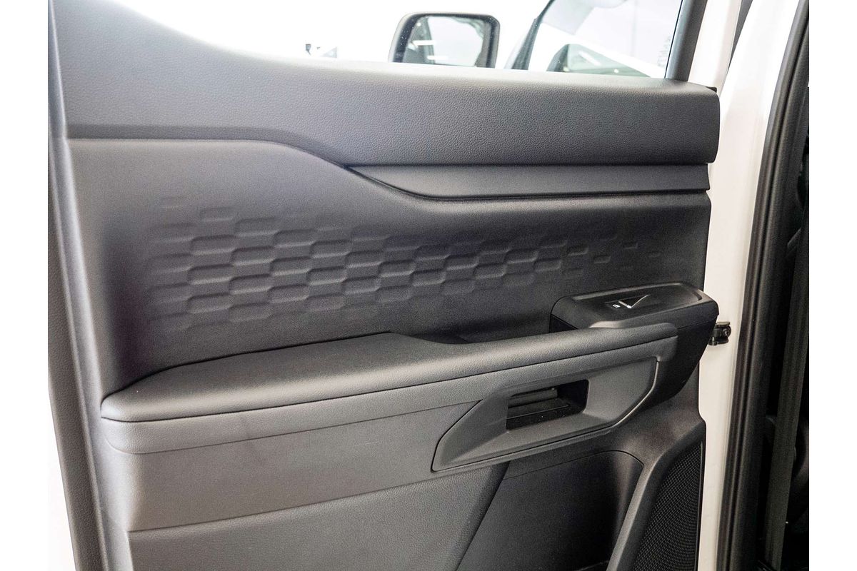 2025 Ford Ranger XL 4X4 2.0L