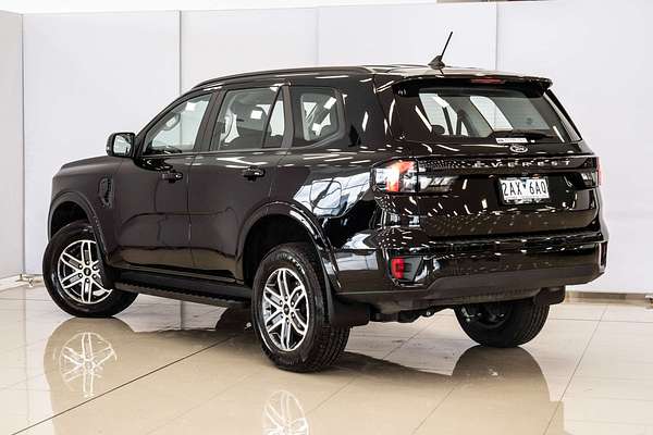 2024 Ford Everest Ambiente 2.0L