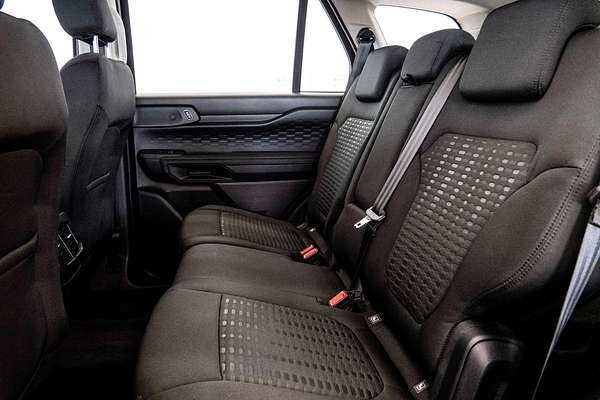 2024 Ford Everest Ambiente 2.0L