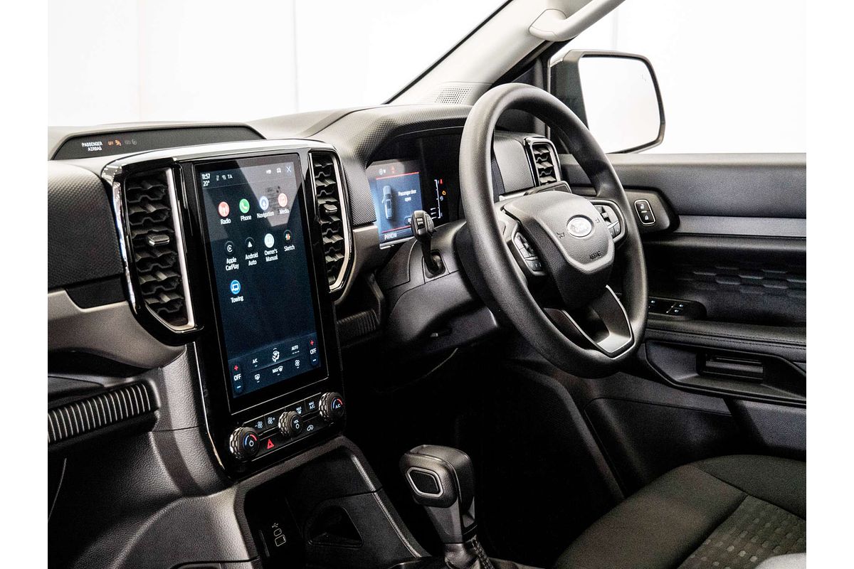 2024 Ford Everest Ambiente 2.0L
