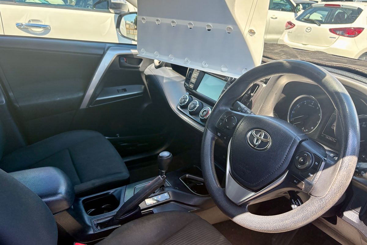 2017 Toyota RAV4 GX ZSA42R