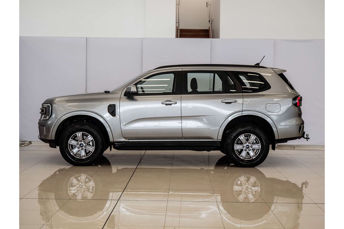 2024 Ford Everest Ambiente 2.0L