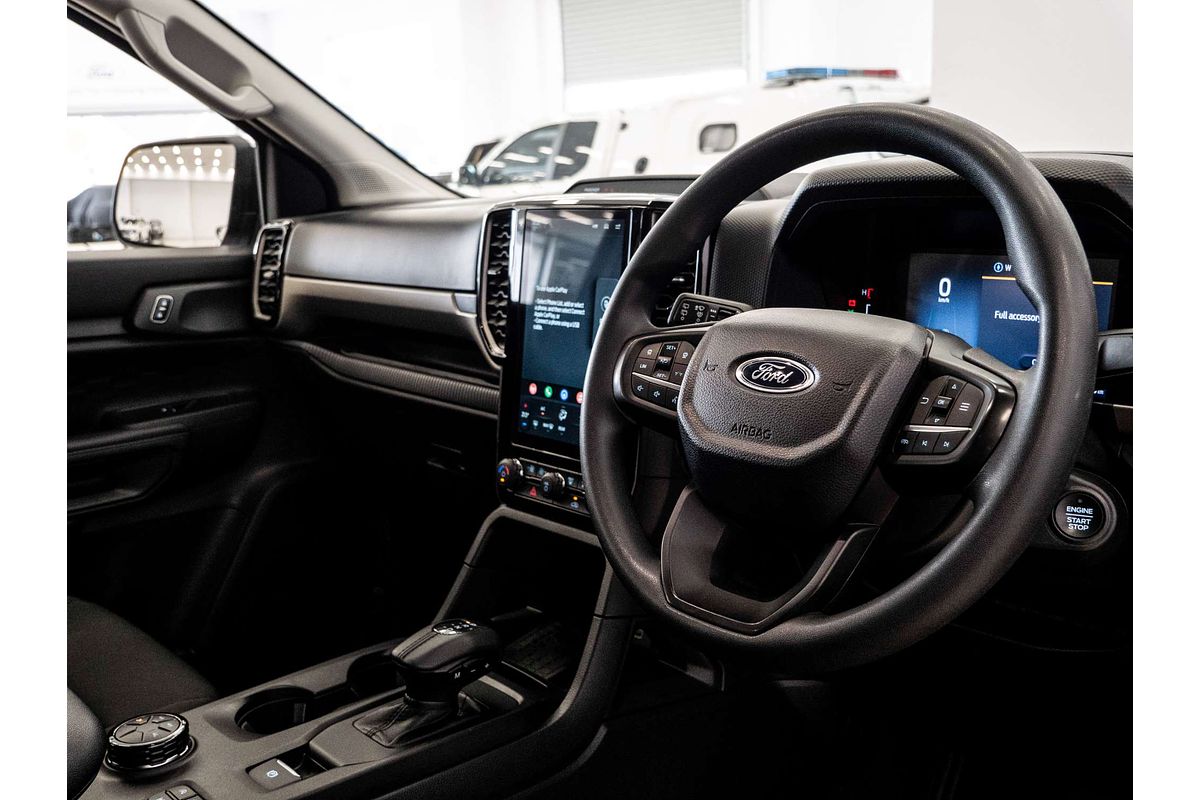2024 Ford Everest Ambiente 2.0L