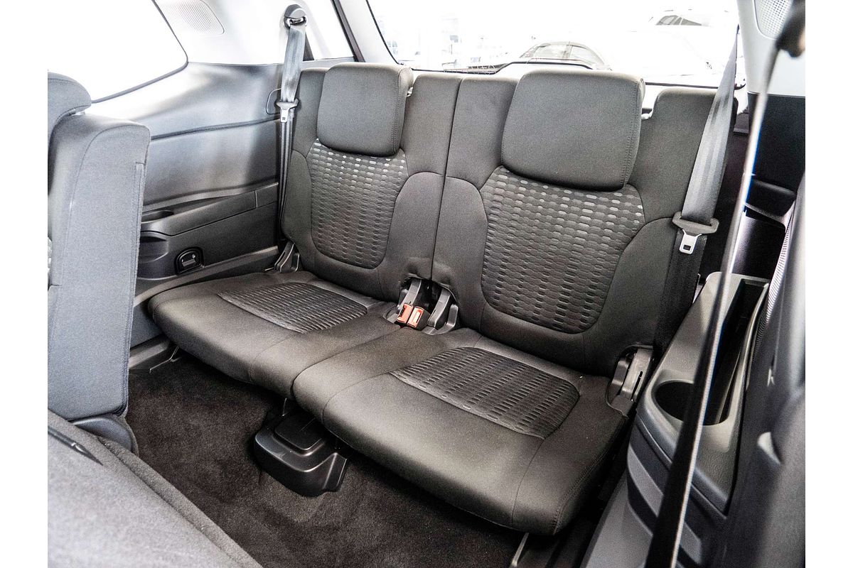 2024 Ford Everest Ambiente 2.0L