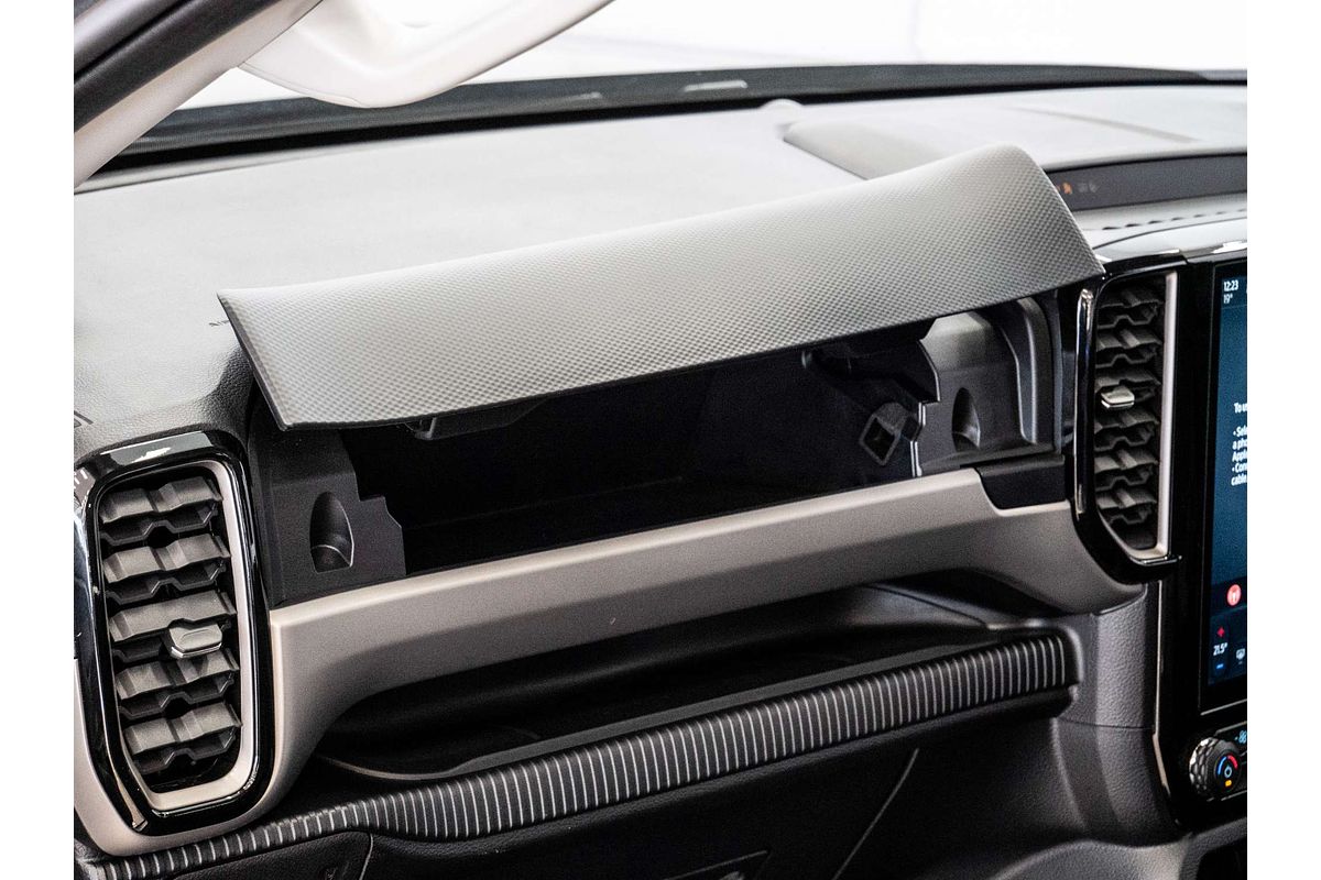 2024 Ford Everest Ambiente 2.0L