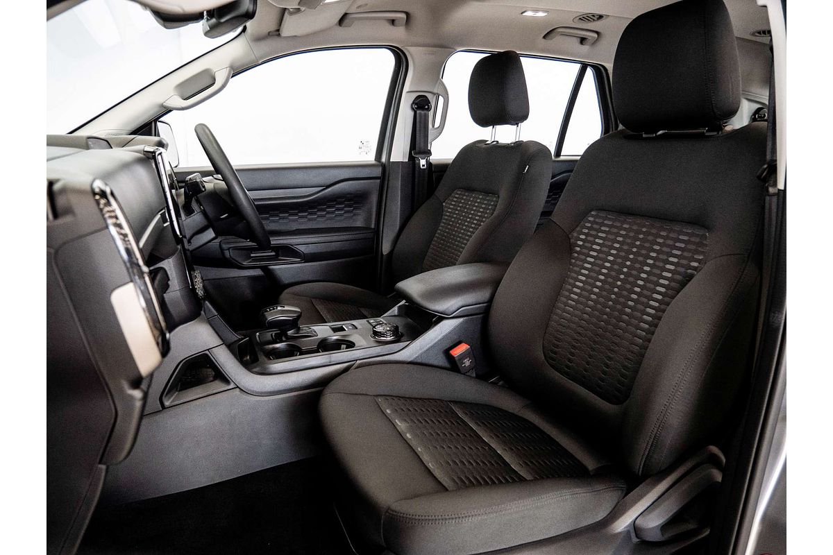 2024 Ford Everest Ambiente 2.0L