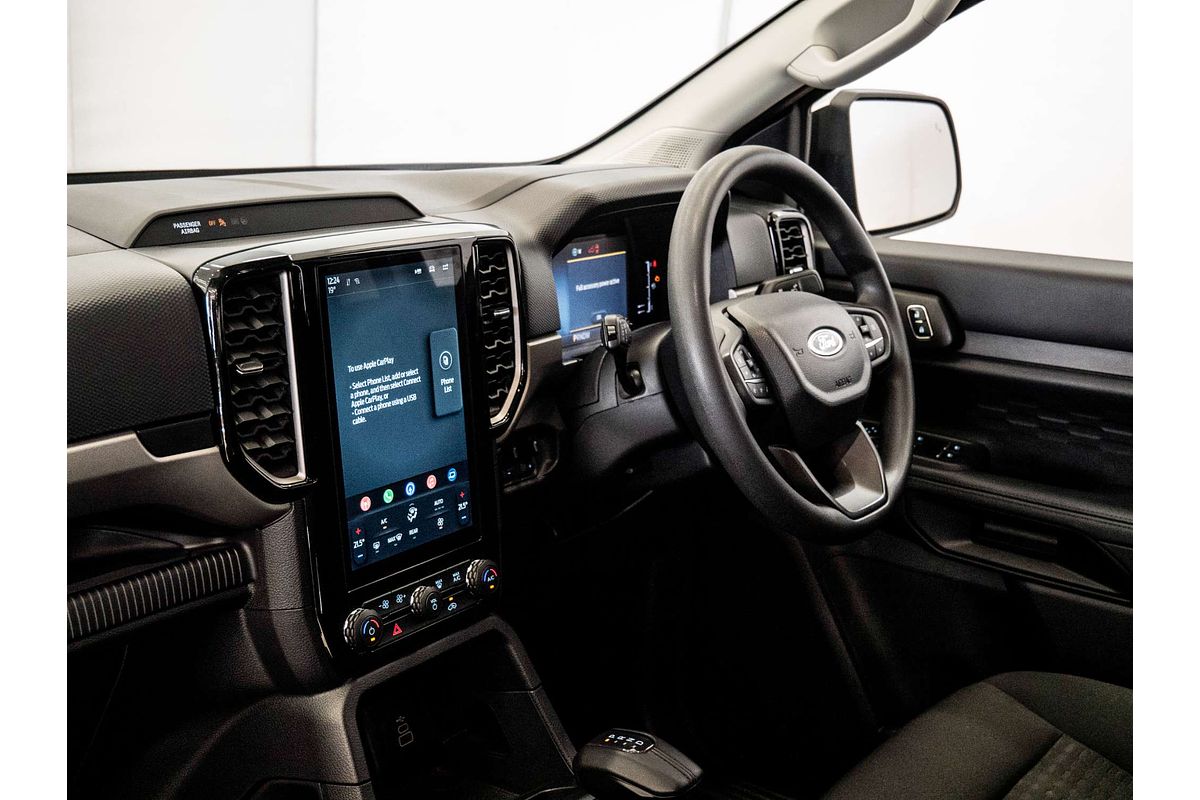 2024 Ford Everest Ambiente 2.0L