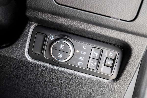 2024 Ford Everest Ambiente 2.0L