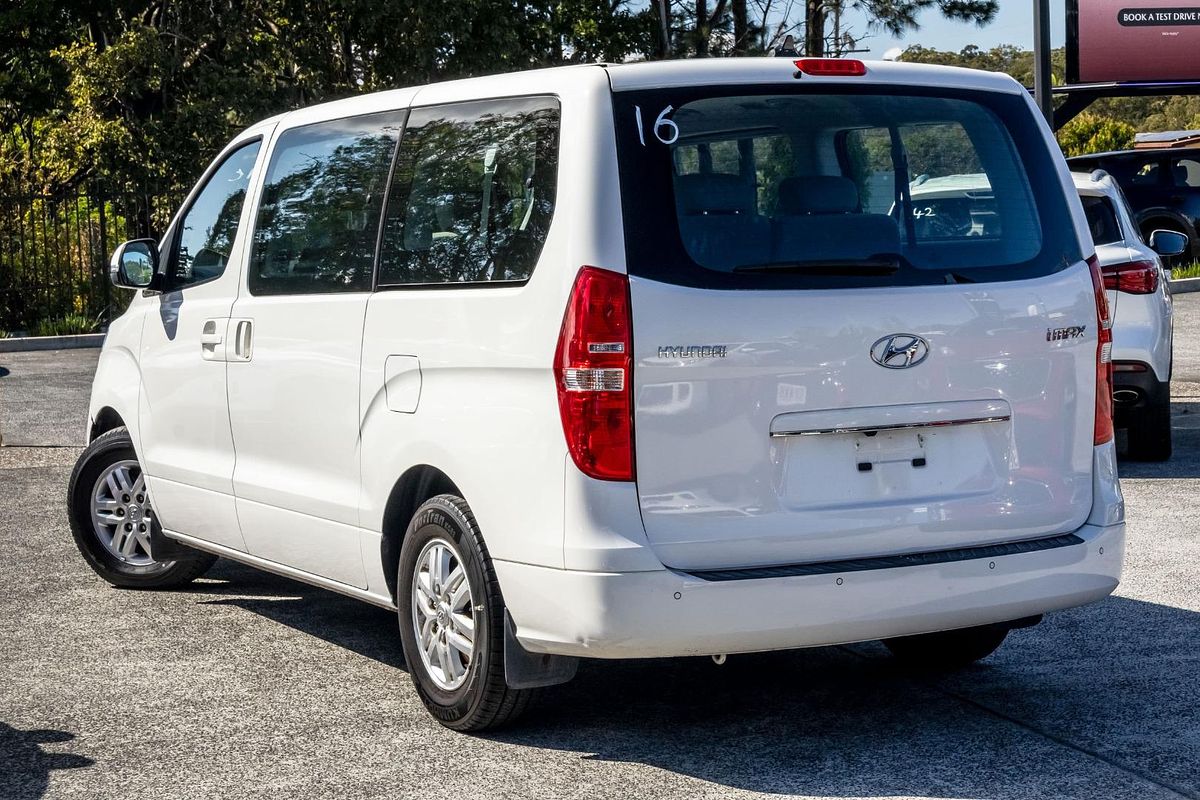 2019 Hyundai iMax Active TQ4