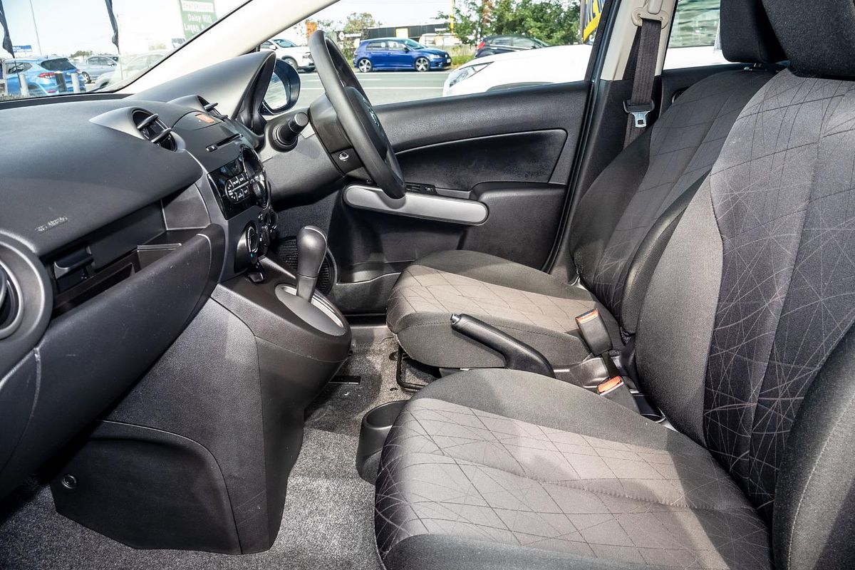 2014 Mazda 2 Neo Sport DE Series 2
