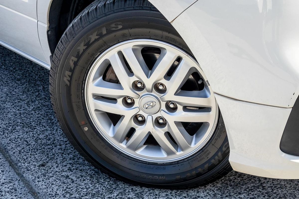 2019 Hyundai iMax Active TQ4