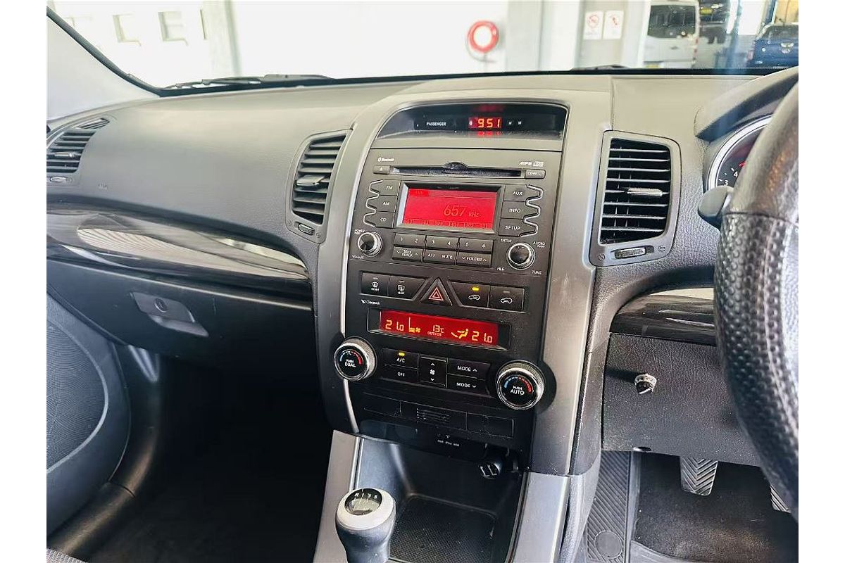 SORENTO XM MY11 Si (4x4) 2.2L DT4 DIESEL TURBO F/INJ 6 SP MANUAL 4D WAGON