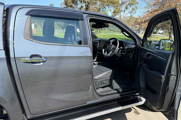 2025 Isuzu D-MAX LS-U+ 4X4