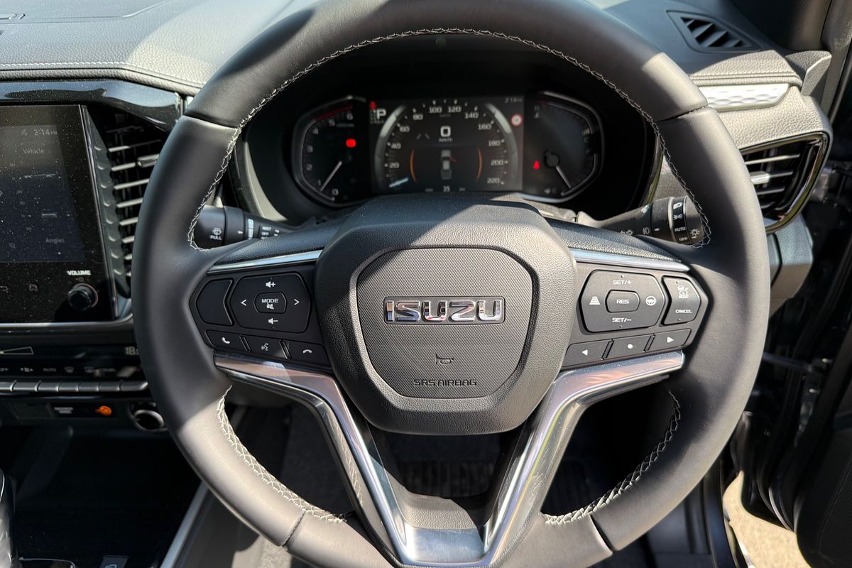 2025 Isuzu D-MAX LS-U+ 4X4