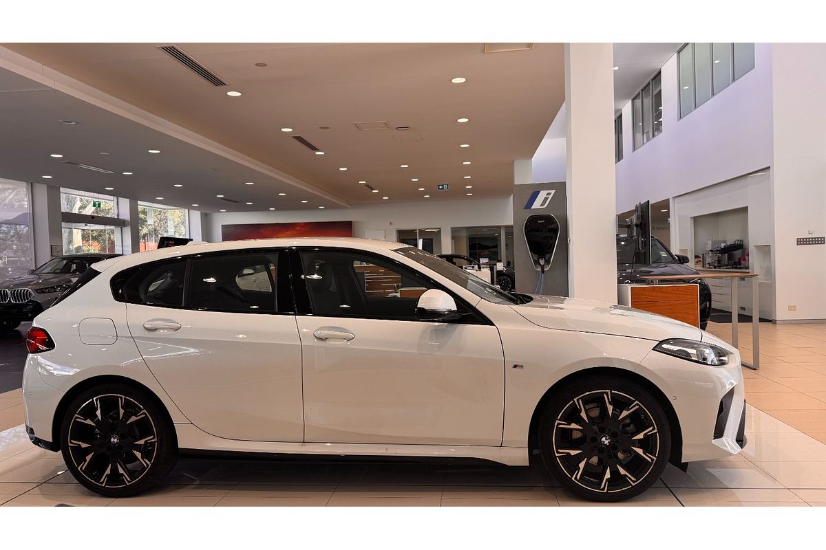 2024 BMW 1 Series 118 M Sport F70